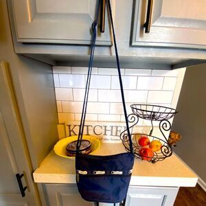 Women’s vintage LeSportSac purse